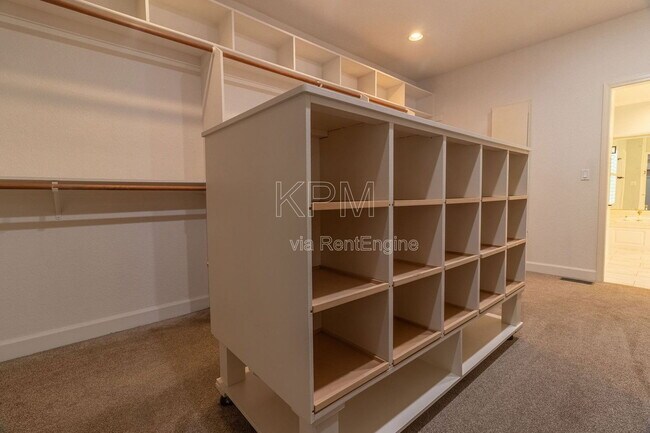 Building Photo - 672 Cypress Run