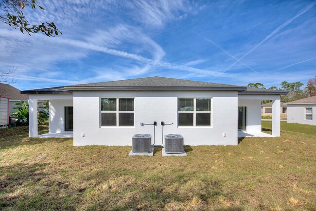 Building Photo - 740 Fraser Ct