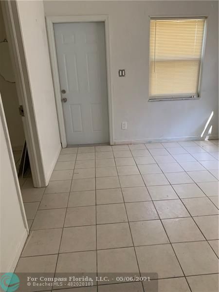 Building Photo - 1208 N 57th Ave