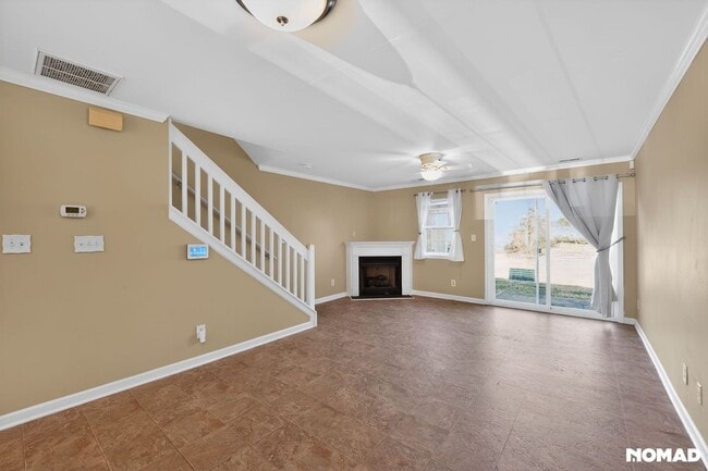 Building Photo - 6319 Sweetbay Dr