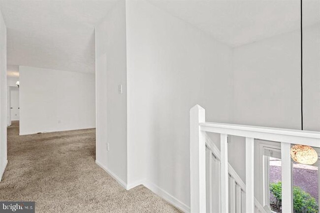 Building Photo - 2222 Hunters Run Dr