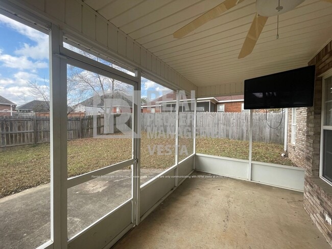 Building Photo - 102 Mulligan Ct