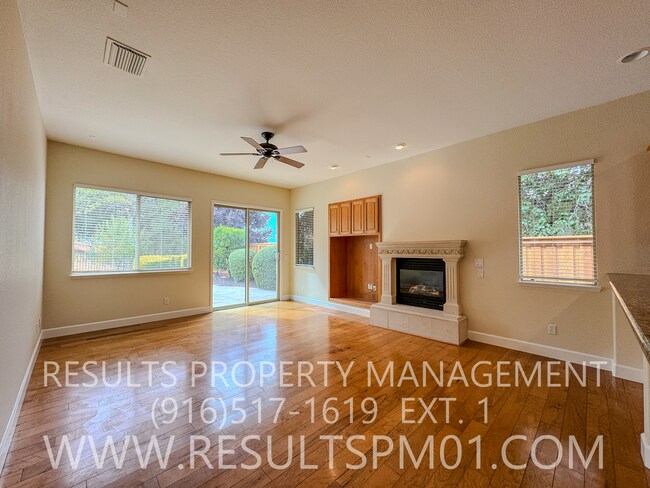 Building Photo - Luxury Whitney Oaks Retreat – Private Gate...