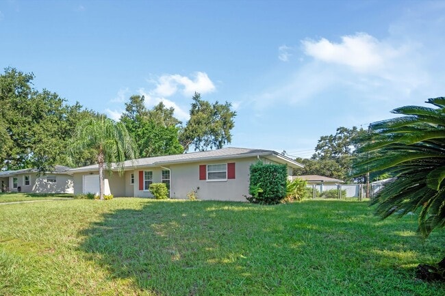 Building Photo - Beautifully Updated Clearwater Home with M...