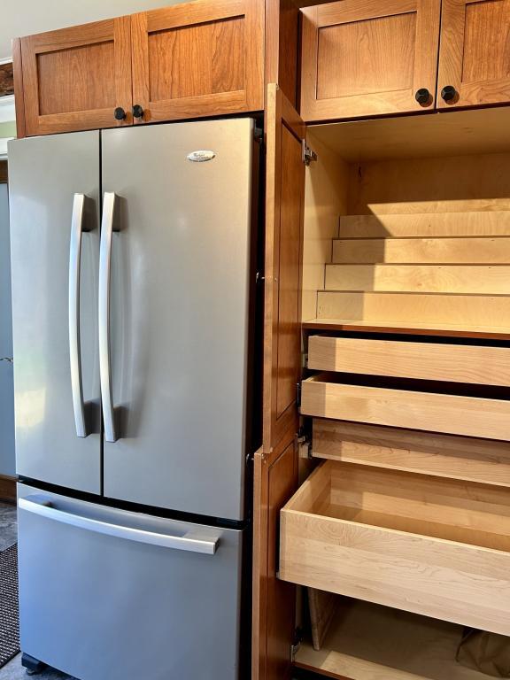 Building Photo - 337 ME-133