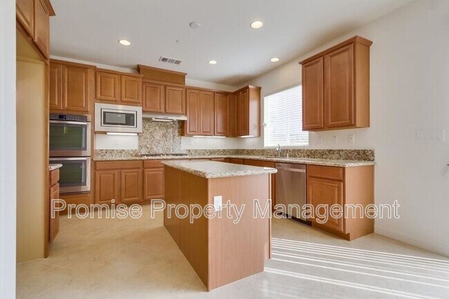 Building Photo - 5514 Lipizzaner Cir
