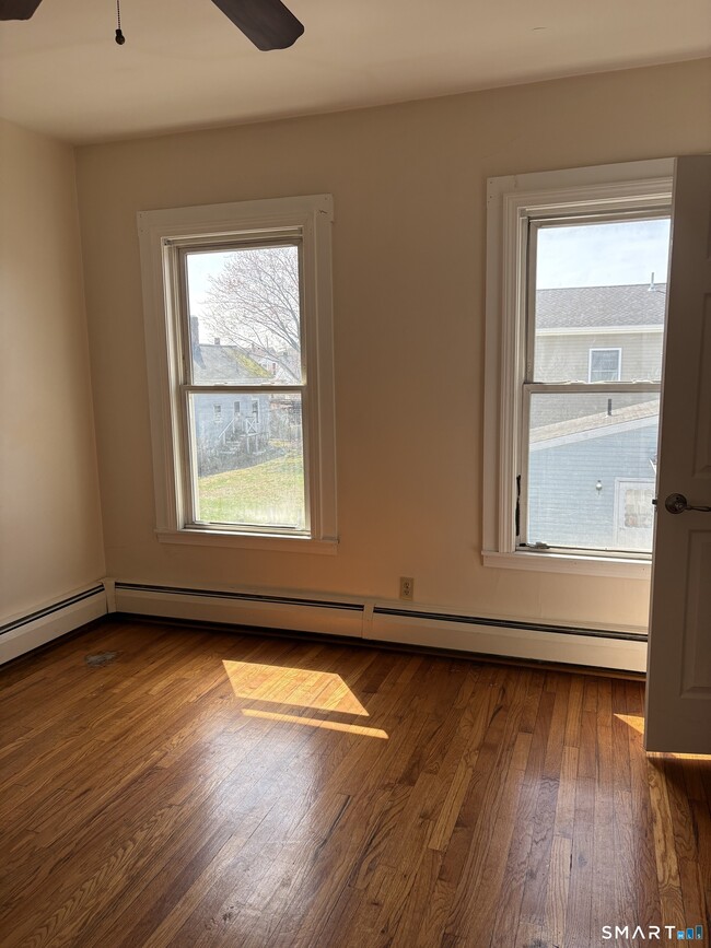 Building Photo - 33 Wilkenda Ave