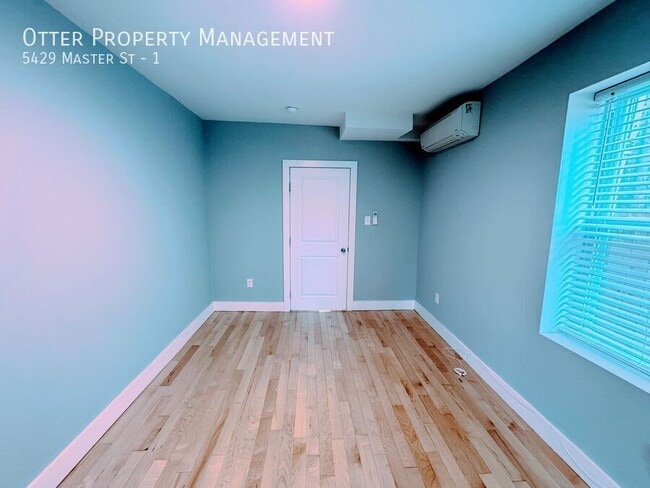 Building Photo - 5429 Master St