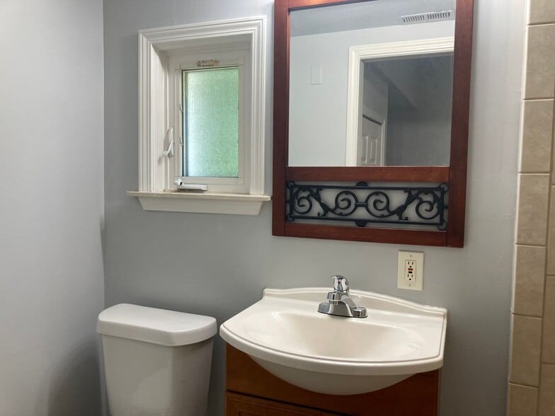 Building Photo - 11231 29 Mile Rd