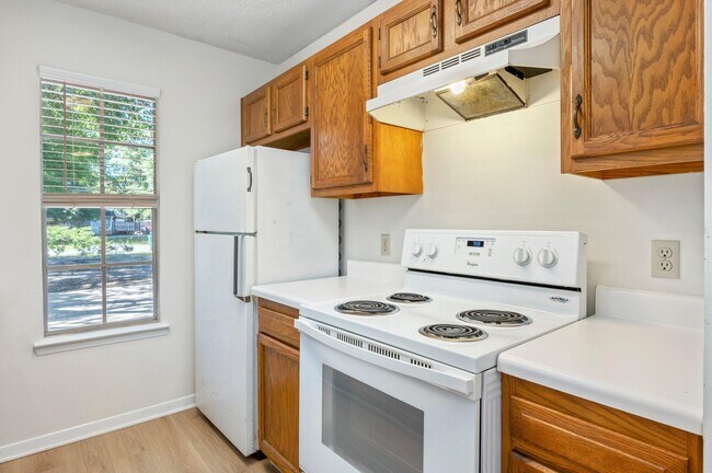 Building Photo - 4021 Valparaiso Blvd