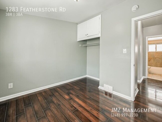 Building Photo - 1283 Featherstone Rd