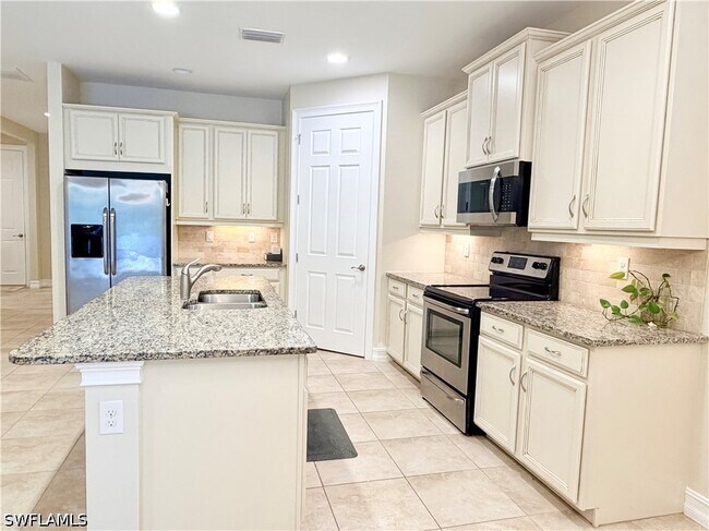 Building Photo - 16432 Aberdeen Wy