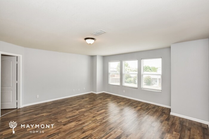 Building Photo - 3083 Avalon Lake Dr SW