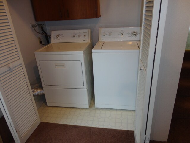 Building Photo - Everett Rambler 3 Bedroom with 1.5 bathroom