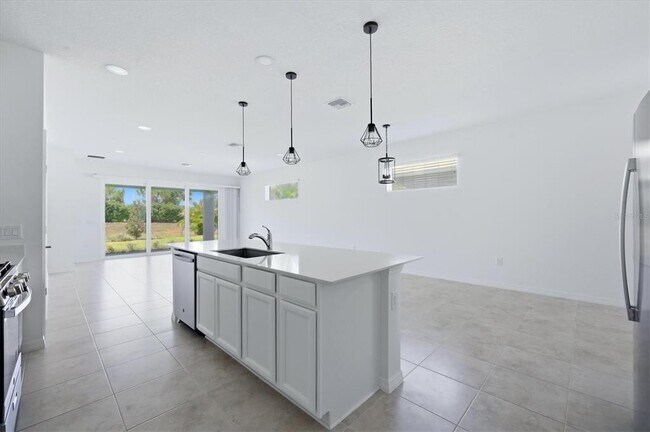 Building Photo - 8113 Sternway Rd