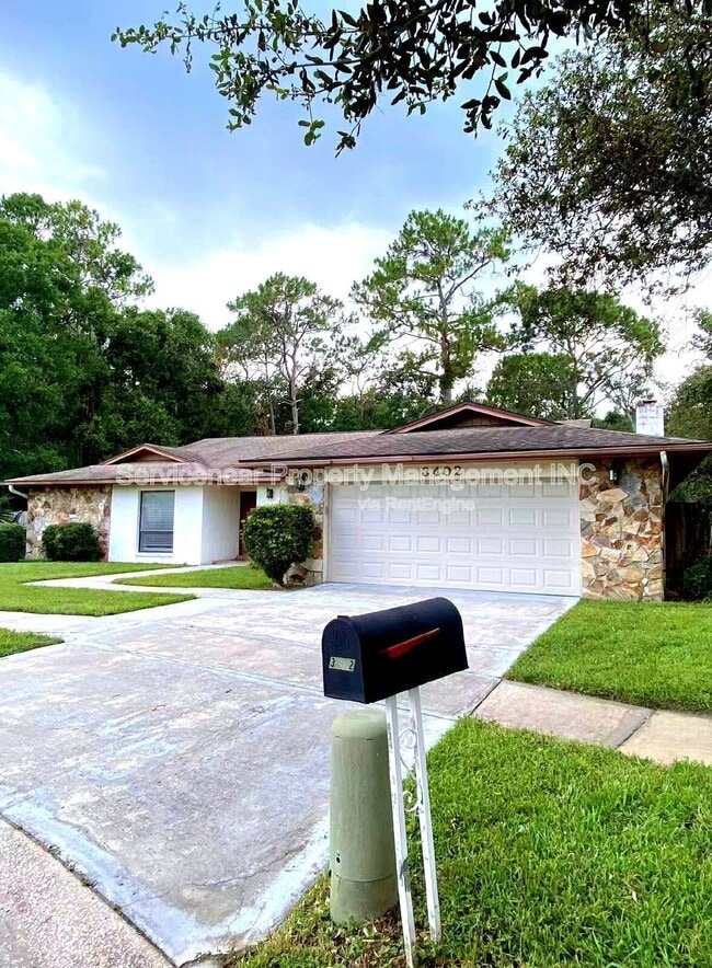 Building Photo - 3402 Country Woods Ct