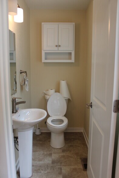 1/2 bath - N60W15751 Hawthorne Dr