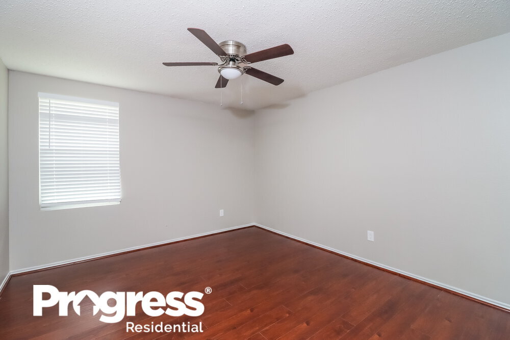 Building Photo - 509 Travis Ranch Tr