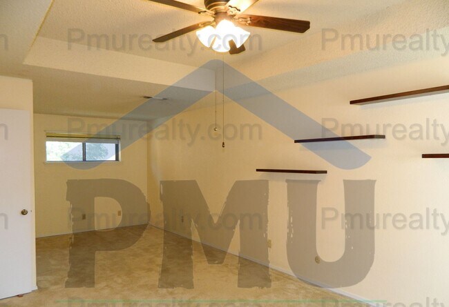 Building Photo - AVAILABLE NOW!!! Gorgeous 3+ Bed 2-Bath To...