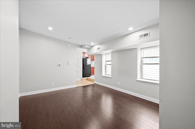 Building Photo - 1325 N Franklin St