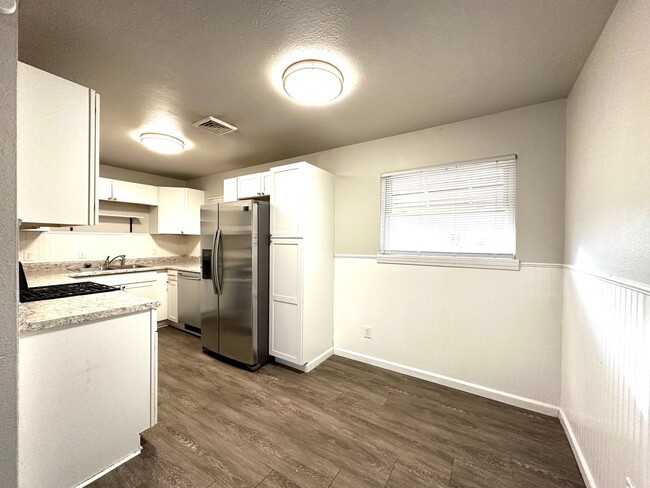 Building Photo - NEWLY REMODELED 3 BEDROOM 1 BATH IN WEBB C...