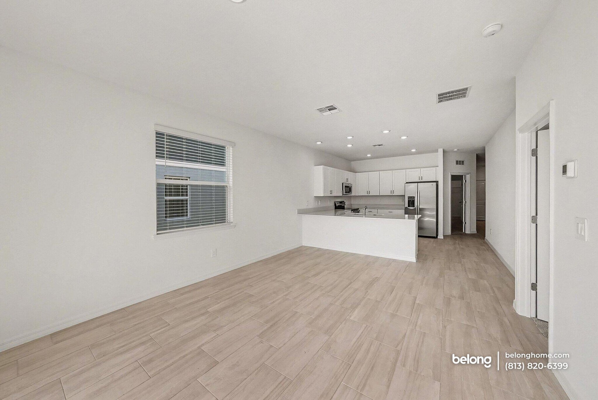 Building Photo - 18228 Pleasantview Blvd