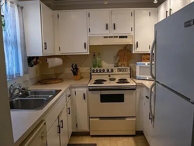 Building Photo - 890 N Federal Hwy