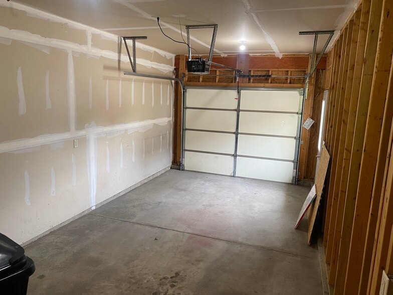 Building Photo - 478 Coronado Cir