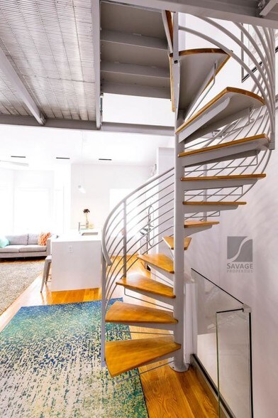 Building Photo - 1607 Tremont St