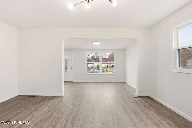 Building Photo - 28 Brandies Rd