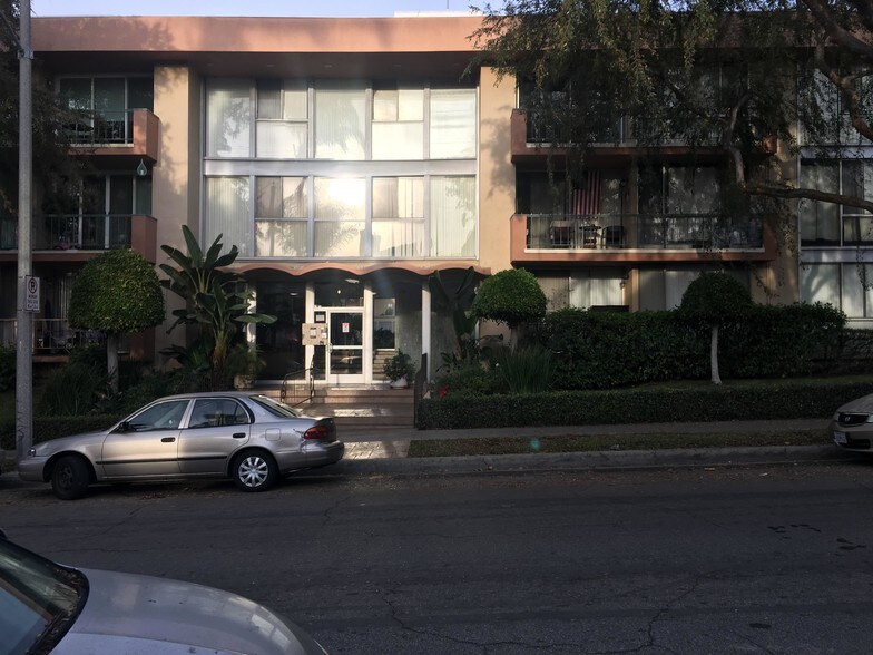 Building Photo - 805 Glenway Dr