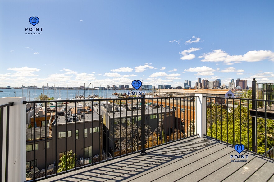 Building Photo - 275 Webster St