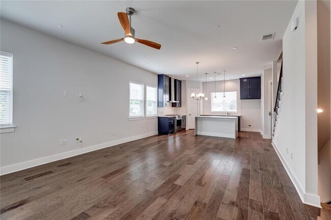 Building Photo - 4600 Freedom Dr