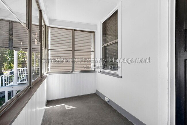 Building Photo - 2617 Sutton Blvd
