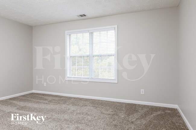 Building Photo - 1213 Lakeview Cove Dr