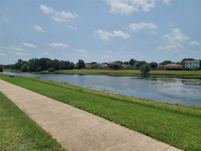 Building Photo - 319 Riverwalk Dr