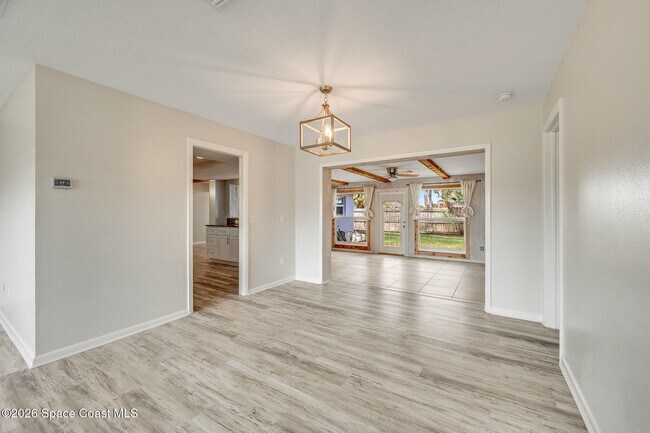 Building Photo - 490 Park Ave