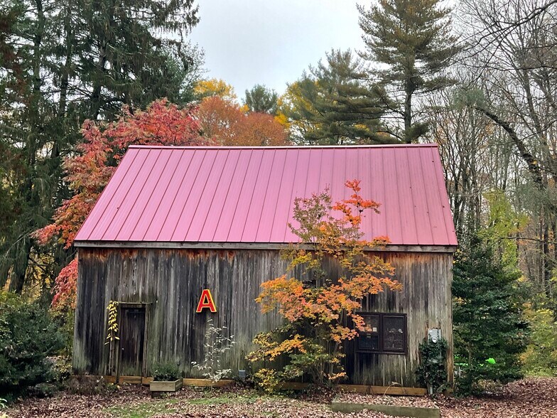 barn from road - 395 Nut Plains Rd