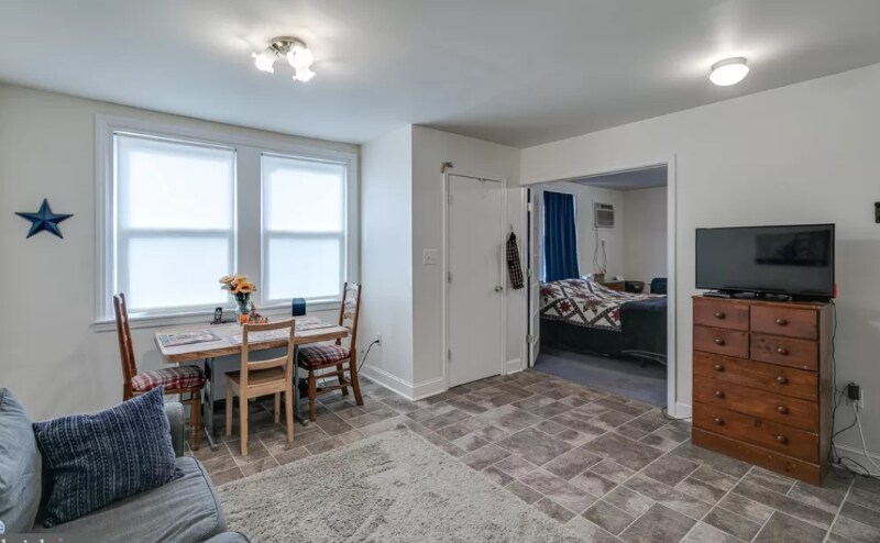 Building Photo - 3273 Teesdale St