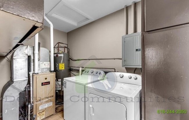 Building Photo - Brand New Remodel, Stunning 2 Bed Ranch Home