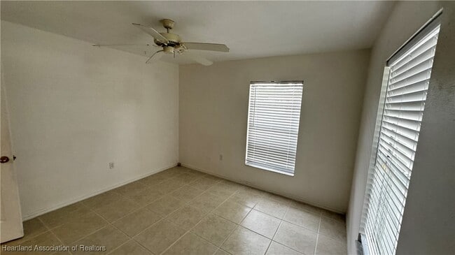 Building Photo - 205 Dove Ave