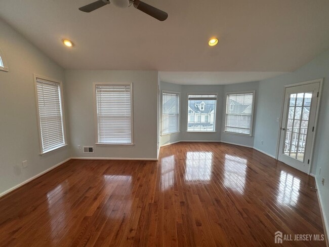 Building Photo - 51 S Shore Dr