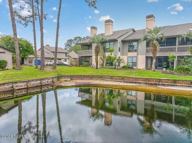 Building Photo - 227 Cranes Lake Dr