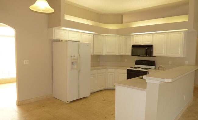 Building Photo - 1685 Aston Hall Ct