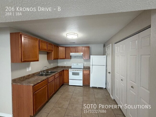 Building Photo - 206 Kronos Dr