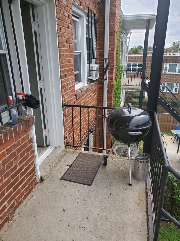 Building Photo - 3542 6th St NW