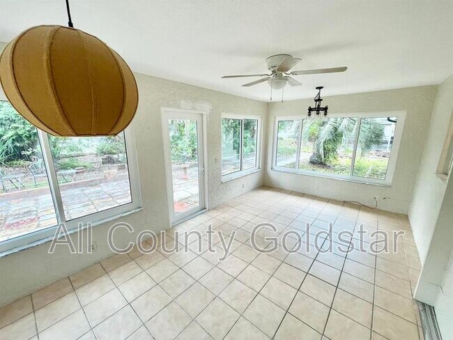 Building Photo - 13349 Buckett Cir