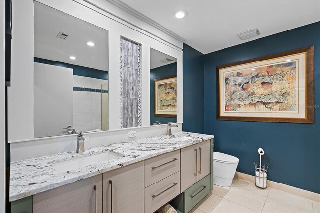 Building Photo - 175 1st St S