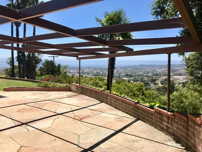 Building Photo - Riviera Home with City & Ocean Views - Ava...