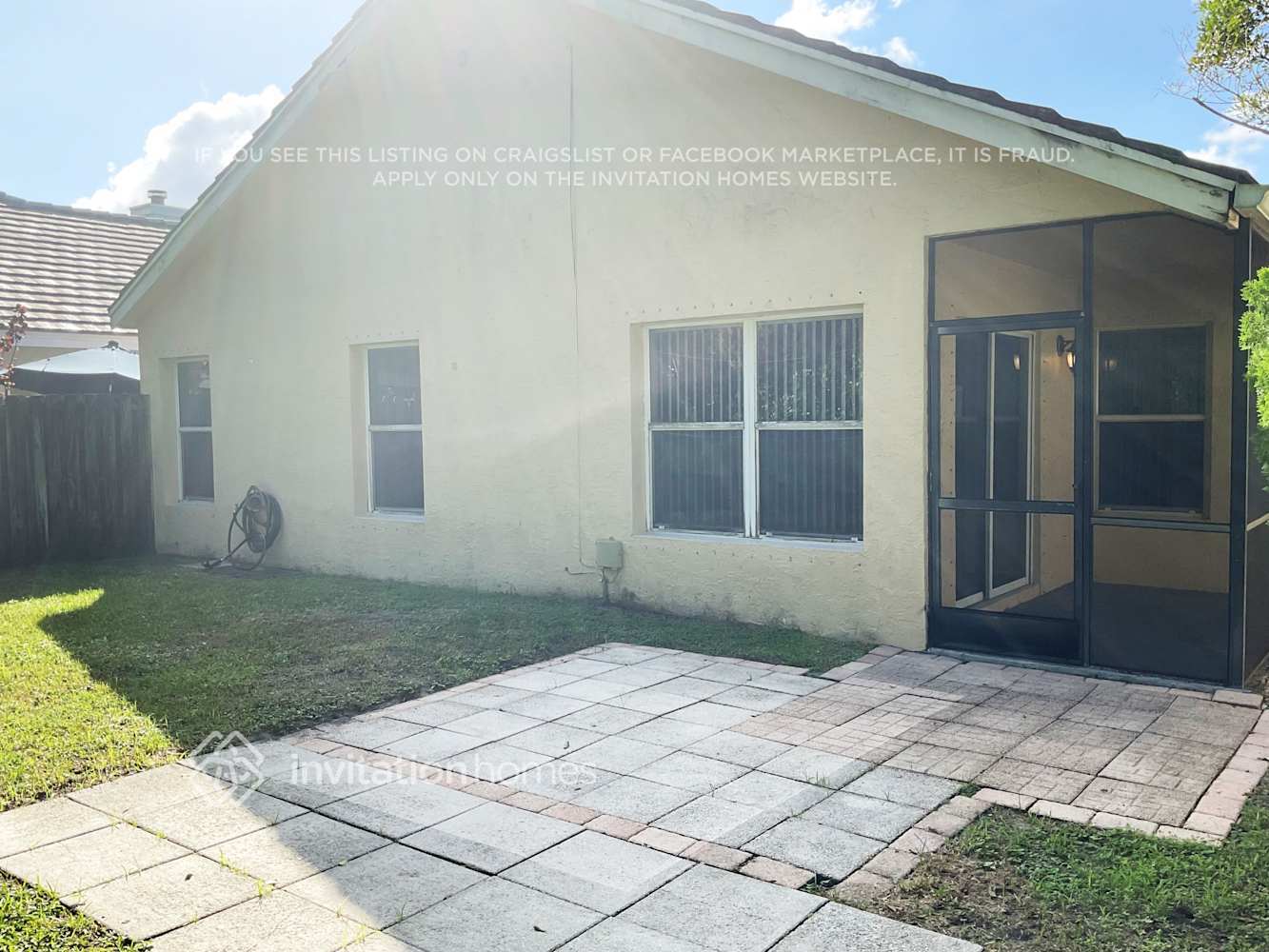 Building Photo - 8931 Lake Park Cir N